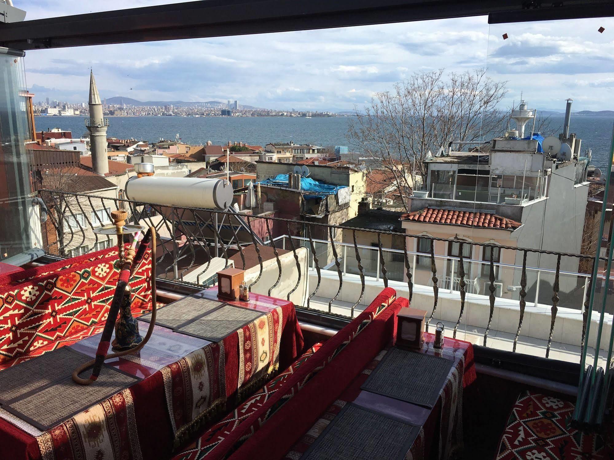 نزل بيت شباب اسطنبولي المظهر الخارجي الصورة